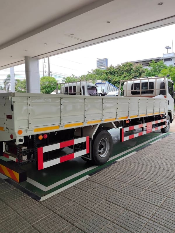 ISUZU FRR190 ปี60 กระบะเหล็ก ยาว6.5เมตร รถสวย พร้อมใช้งาน สภาพดี