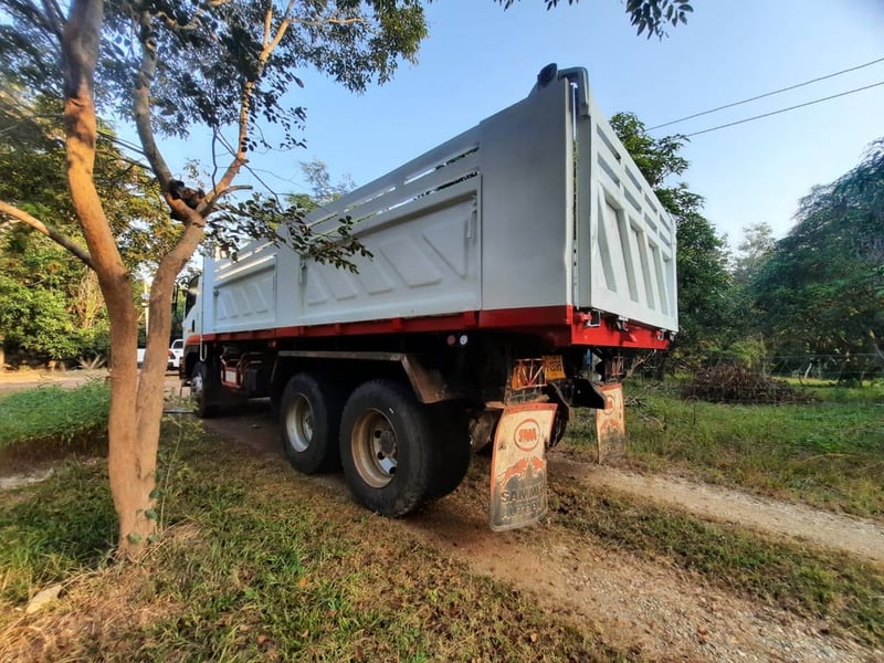 ขาย 10ล้อ ดั้มพ์ ISUZU FVZ240 FVZ300 ปี60 รถพร้อมใช้งาน มี2คัน ขาย 10ล้อ ดั้มพ์ ISUZU FVZ240 FVZ300 ปี60 รถพร้อมใช้งาน มี2คัน