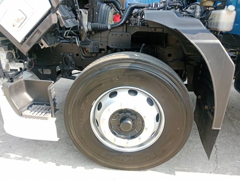 ISUZU FTR240 ปี65 รถบรรทุก 6ล้อ ตู้แห้ง 10บาน ยาว7.6เมตร สวย พร้อมใช้ ISUZU FTR240 ปี65 รถบรรทุก 6ล้อ ตู้แห้ง 10บาน ยาว7.6เมตร สวย พร้อมใช้
