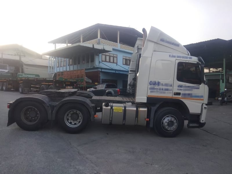 VOLVO FM 400แรงม้า รถบรรทุก หัวลาก 10ล้อ ปี57 มี2คัน