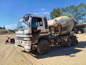 Hino 260แรง ปี39 รถโม่6คิว ใช้งานได้ปกติ เล่มพร้อมโอน Hino 260แรง ปี39 รถโม่6คิว ใช้งานได้ปกติ เล่มพร้อมโอน