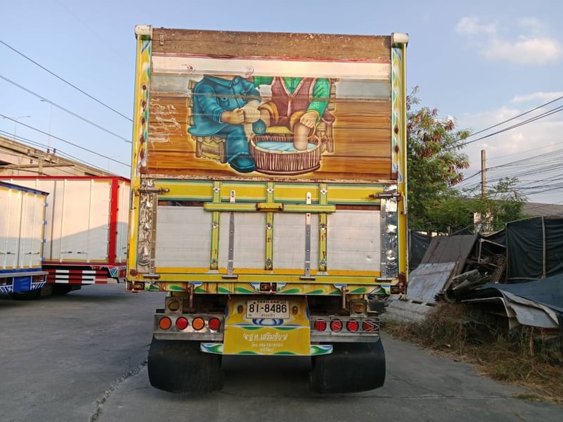 Hino Victor 240 ปี60 กระบะดั้มพ์  ยาว6.5เมตร