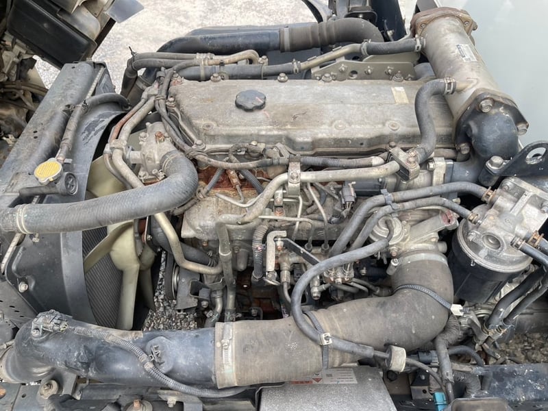 ISUZU NPR 150แรง รถ6ล้อ ตู้แห้ง 3บาน ปี62