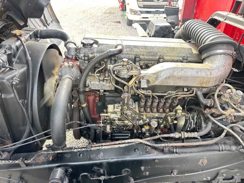 HINO FF 212แรงม้า รถบรรทุก 6ล้อ กระบะคอกสูงยาว7.2เมตร ปี43