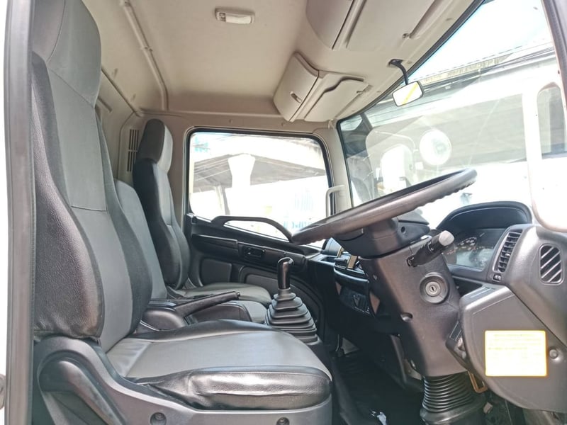 Hino FC145 ตู้เย็น ยาว5.6เมตร ปี61 Hino FC145 ตู้เย็น ยาว5.6เมตร ปี61