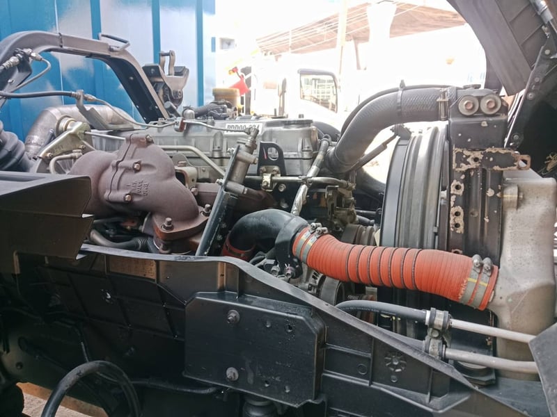 ISUZU FTR240 ปี65 รถบรรทุก 6ล้อ ตู้แห้ง 10บาน ยาว7.6เมตร สวย พร้อมใช้ ISUZU FTR240 ปี65 รถบรรทุก 6ล้อ ตู้แห้ง 10บาน ยาว7.6เมตร สวย พร้อมใช้