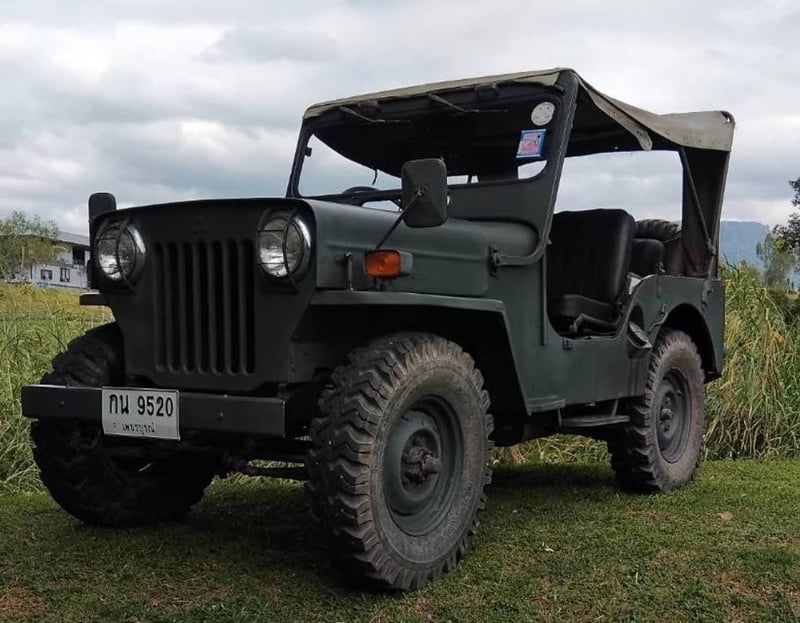 ขายรถจิ๊บทหาร สนใจติดต่อสอบถาม 0865463603 คุณปู