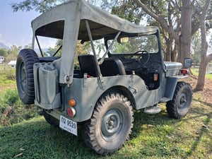 ขายรถจิ๊บทหาร สนใจติดต่อสอบถาม 0865463603 คุณปู