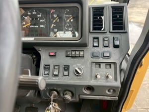 เครน 50 ตัน สภาพดี เครน 50 ตัน สภาพดี