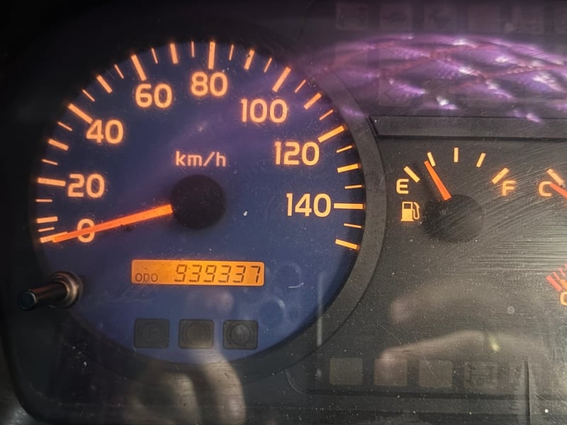 Hino 10 ล้อ FL1J 212 แรง เครน 5 ตัน 3ปลอก Hino 10 ล้อ FL1J 212 แรง เครน 5 ตัน 3ปลอก