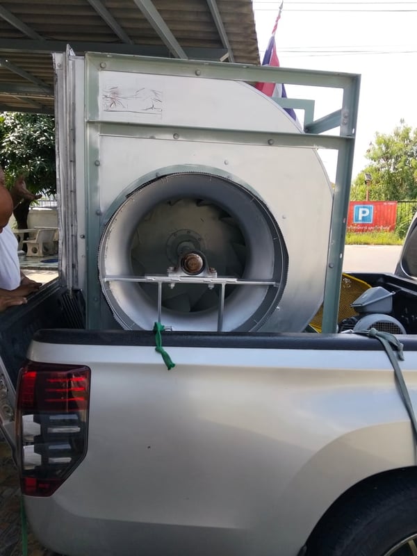 พัดลมโบลเวอร์ขนาดใหษ