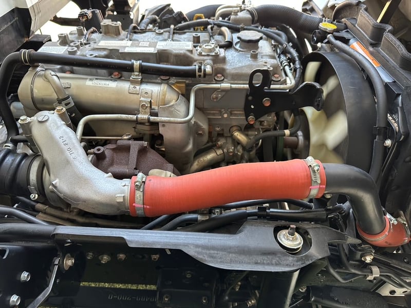 ISUZU NMR รถบรรทุก 6ล้อ กระบะคอก ปี 65