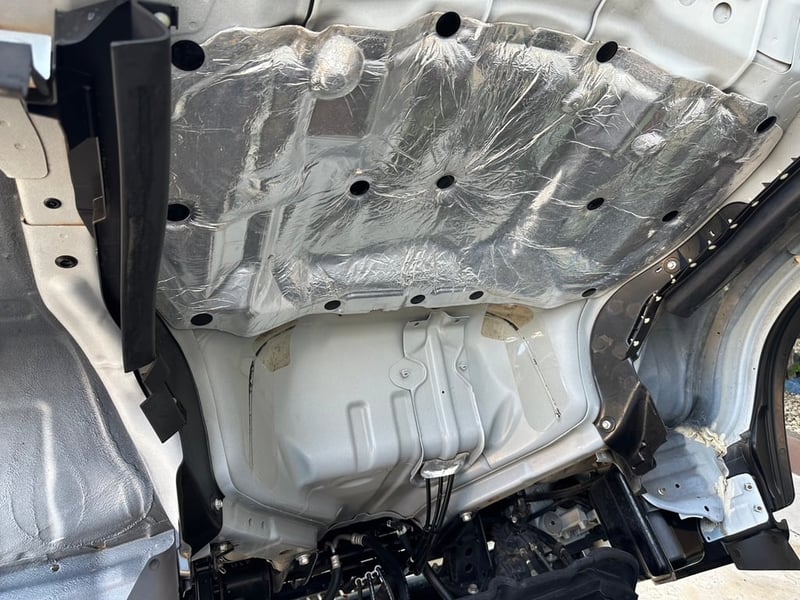 ISUZU NMR รถบรรทุก 6ล้อ กระบะคอก ปี 65