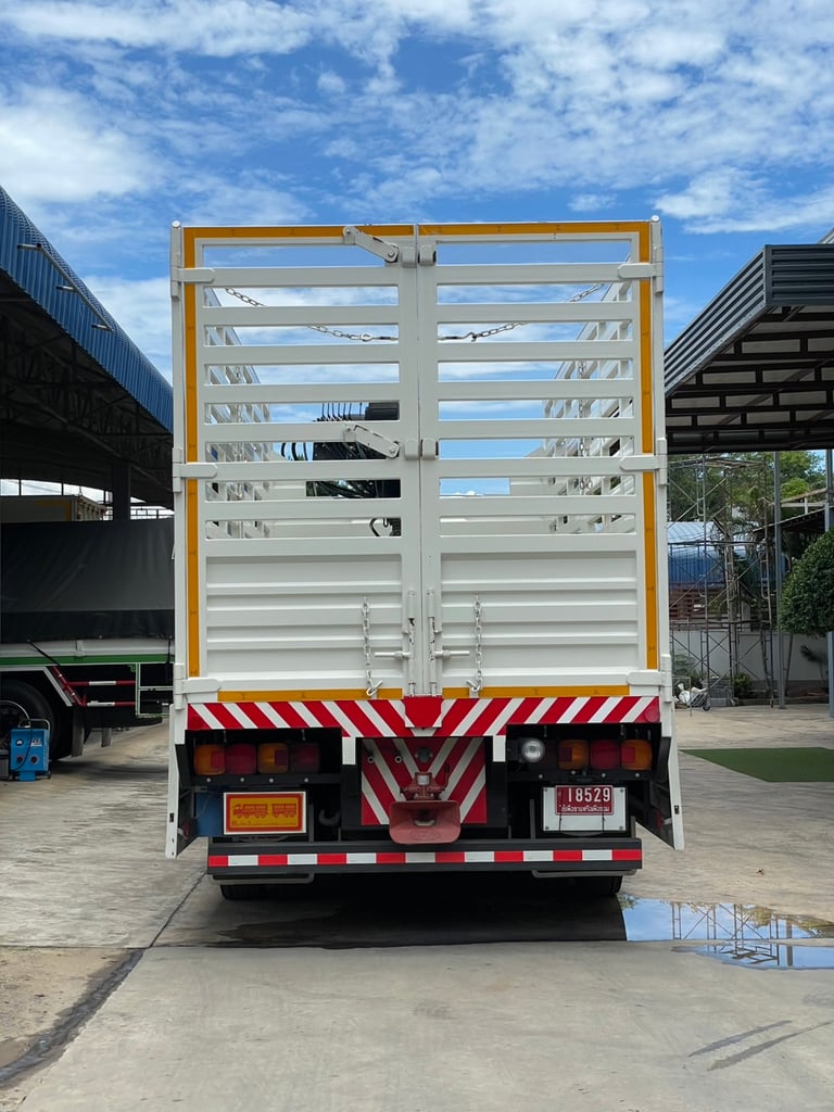 HINO ป้ายแดง รถบรรทุกติดเครนขยุ้ม #QW