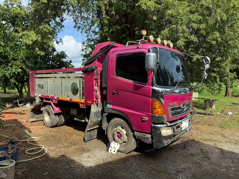 HINO FC 175แรงม้า รถบรรทุก 6ล้อ ดั้มพ์ ปี2021