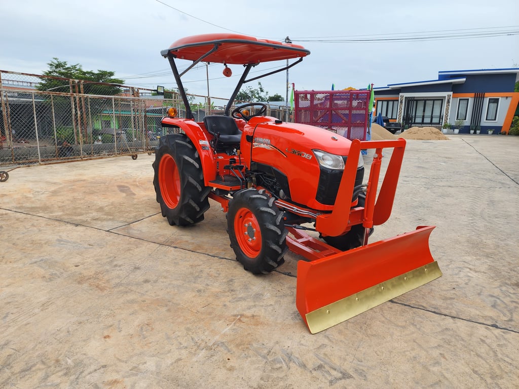 ขายรถไถคูโบต้า36แรง ขายรถไถคูโบต้า36แรง