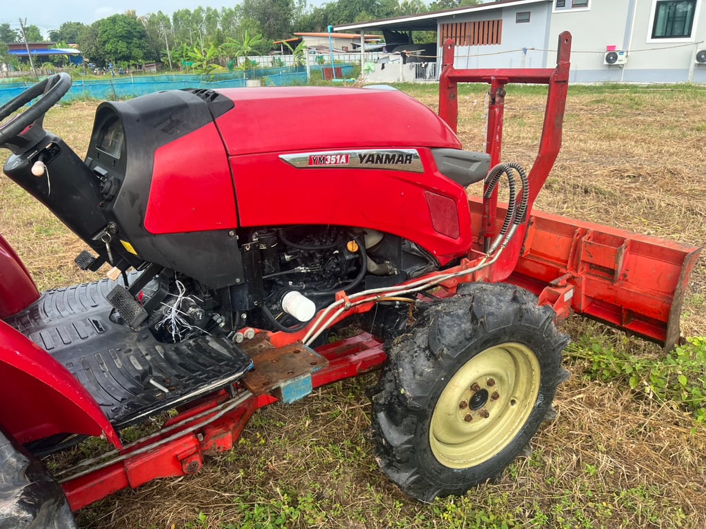 ขายรถไถยันม่าร์51แรง ขายรถไถยันม่าร์51แรง