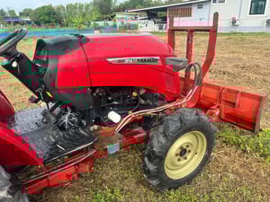 ขาย​รถไถ​ยันม่าร์​51​แรง​