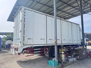 ISUZU FTR 240แรงม้า รถบรรทุก 6ล้อ ตู้แห้ง ปี2017 ISUZU FTR 240แรงม้า รถบรรทุก 6ล้อ ตู้แห้ง ปี2017