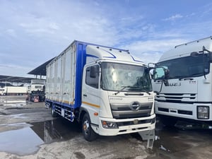 HINO FC 210แรงม้า รถบรรทุก 6ล้อ ตู้แห้ง ปี2021