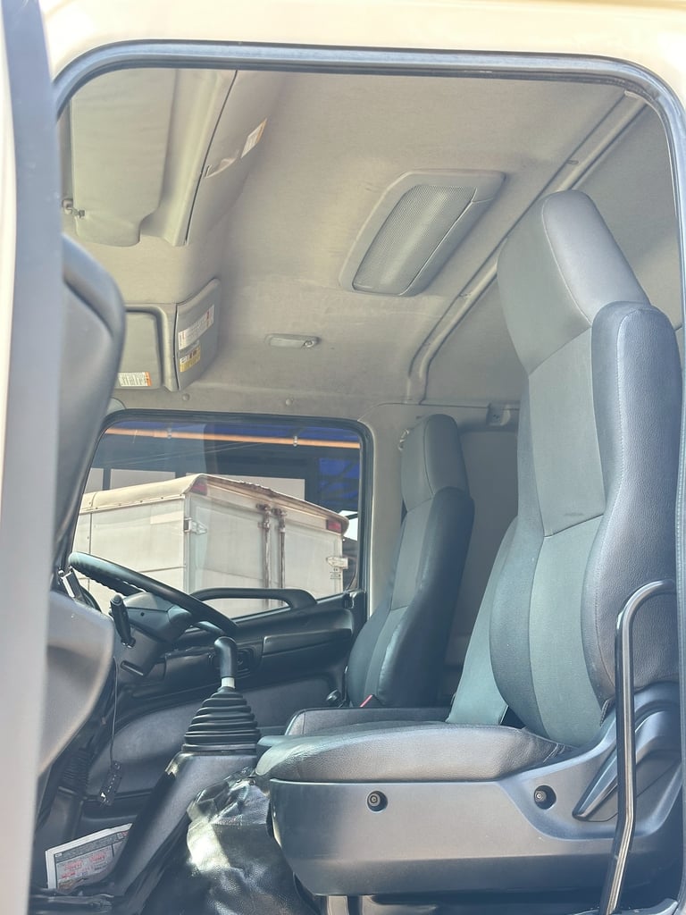 HINO FG 240แรงม้า รถบรรทุก 6ล้อ ตู้แห้ง ปี2016 HINO FG 240แรงม้า รถบรรทุก 6ล้อ ตู้แห้ง ปี2016