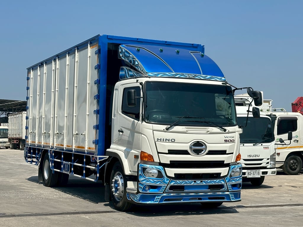 HINO FG 240แรงม้า รถบรรทุก 6ล้อ ตู้แห้ง ปี2016 HINO FG 240แรงม้า รถบรรทุก 6ล้อ ตู้แห้ง ปี2016