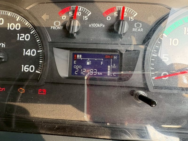 HINO FG 260แรงม้า รถบรรทุก 6ล้อ หัวลาก เฉพาะหัว ปี2022