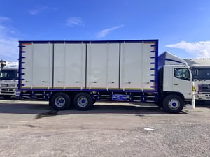 HINO FL 212แรงม้า รถบรรทุก 10ล้อ ตู้แห้ง ปี2014