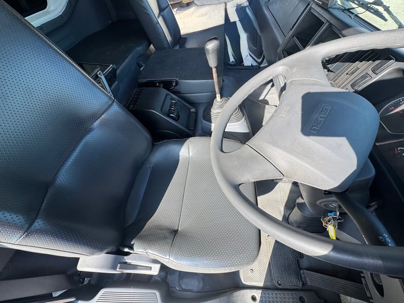 ISUZU FTR 240แรงม้า รถบรรทุก 10ล้อ กระบะคอกสูง ปี2022