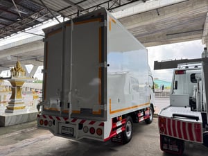 ISUZU NLR 130แรงม้า รถบรรทุก 4ล้อ ตู้แห้ง ปี2025 ISUZU NLR 130แรงม้า รถบรรทุก 4ล้อ ตู้แห้ง ปี2025