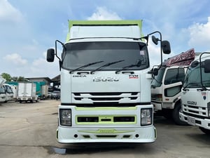 ISUZU FVM 240แรงม้า รถบรรทุก 10ล้อ ตู้แห้ง ปี2018