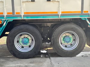 HINO FL 212แรงม้า รถบรรทุก 10ล้อ ตู้แห้ง ปี2010