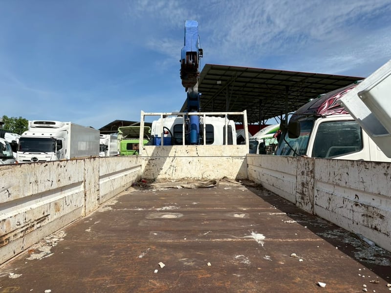 หกล้อเครน 5 ตัน ISUZU FTR240 ปี62