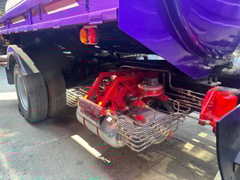 ISUZU หน้ายาว 160แรงม้า รถบรรทุก 6ล้อ บรรทุกน้ำ ปี2006