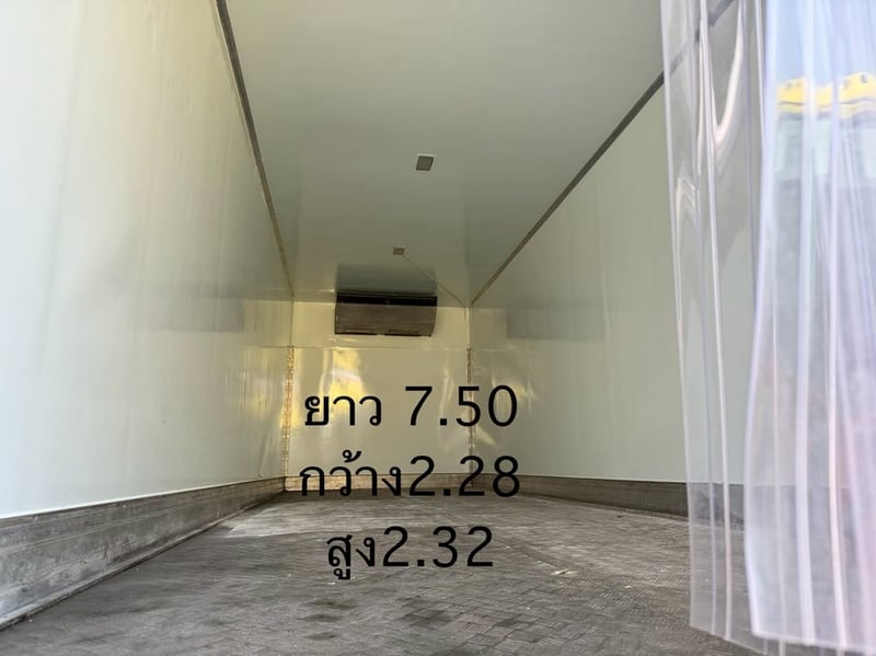 ISUZU FVM 240แรงม้า รถบรรทุก 10ล้อ ตู้เย็น ปี2019