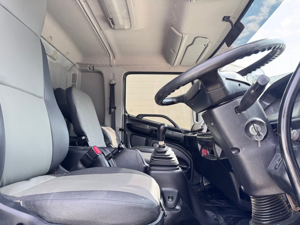 HINO FG 240แรงม้า รถบรรทุก 6ล้อ กระบะเหล็กติดเครน ปี2019 HINO FG 240แรงม้า รถบรรทุก 6ล้อ กระบะเหล็กติดเครน ปี2019