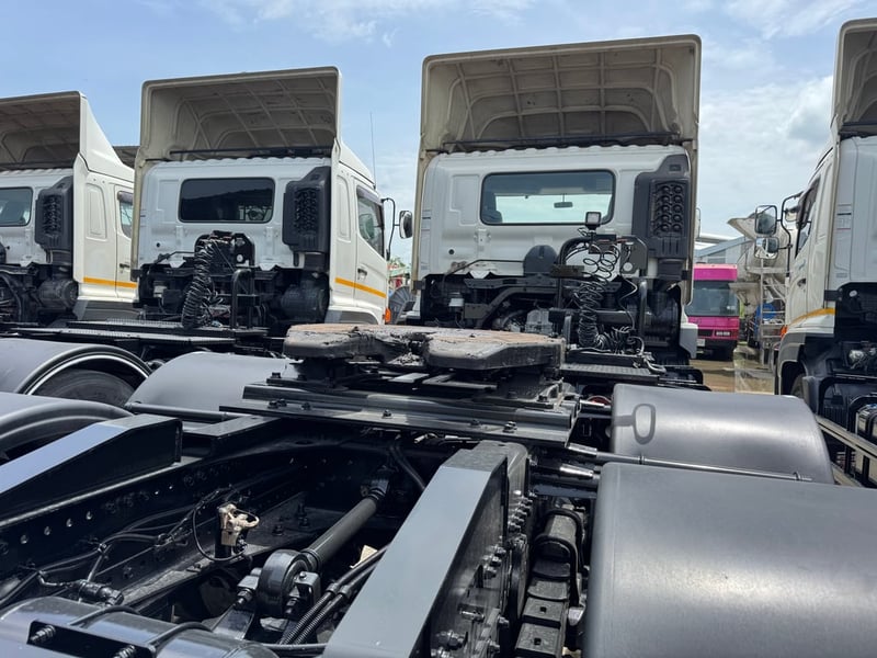 HINO FM 380แรงม้า รถบรรทุก 10ล้อ หัวลาก เฉพาะหัว ปี2022 HINO FM 380แรงม้า รถบรรทุก 10ล้อ หัวลาก เฉพาะหัว ปี2022