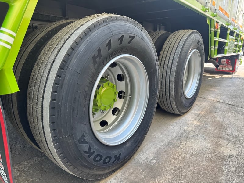 HINO FL 260แรงม้า รถบรรทุก 10ล้อ ตู้แห้ง ปี2017