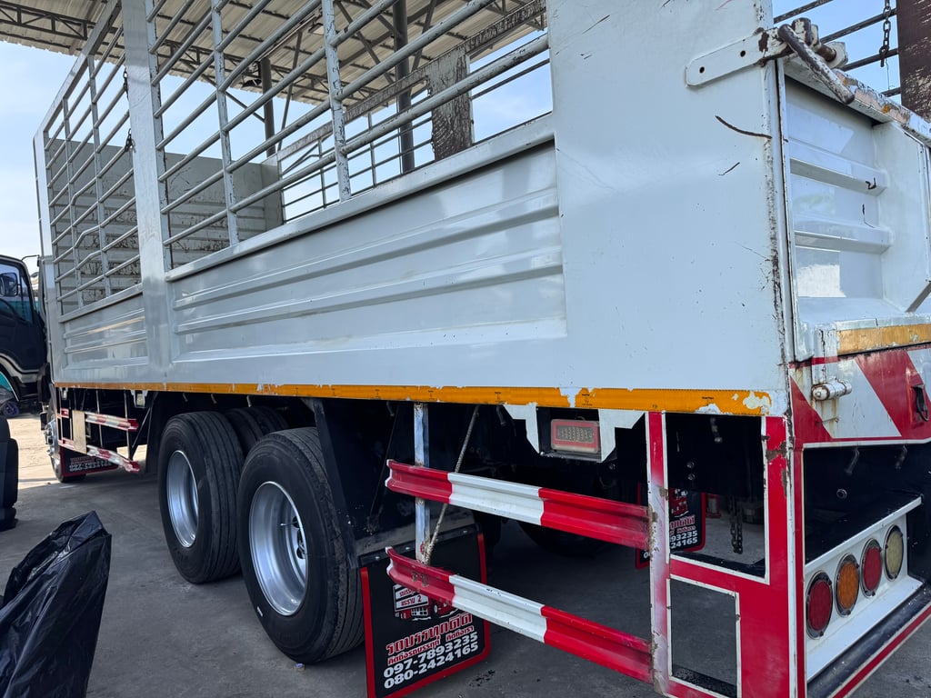 ISUZU FTR 240แรงม้า รถบรรทุก 10ล้อ กระบะคอกสูง ปี2022 ISUZU FTR 240แรงม้า รถบรรทุก 10ล้อ กระบะคอกสูง ปี2022