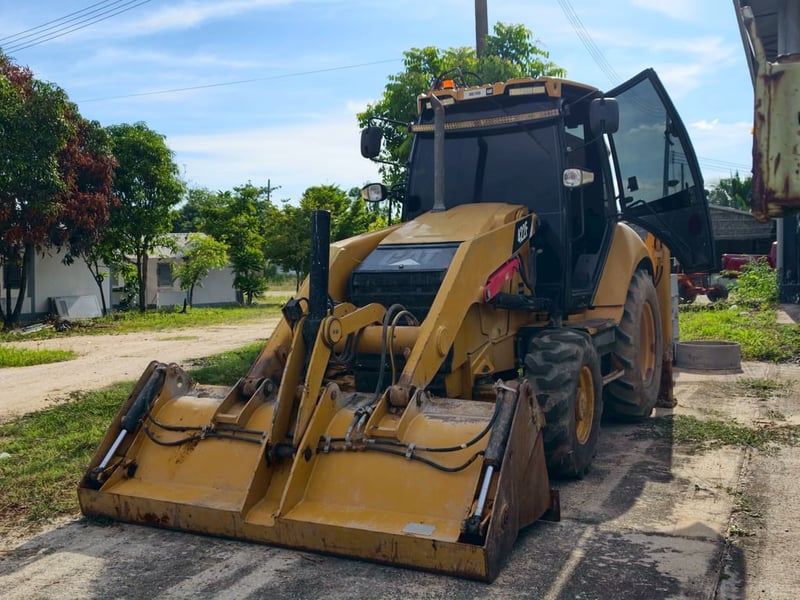 หน้าตะกหลังขุด CAT 422F ปี63 หน้าตะกหลังขุด CAT 422F ปี63