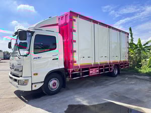 HINO FC 210แรงม้า รถบรรทุก 6ล้อ ตู้แห้ง ปี2021