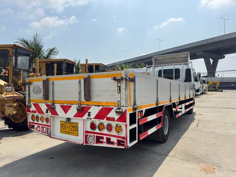 ISUZU FRR 210แรงม้า รถบรรทุก 6ล้อ กระบะเหล็ก ปี2019