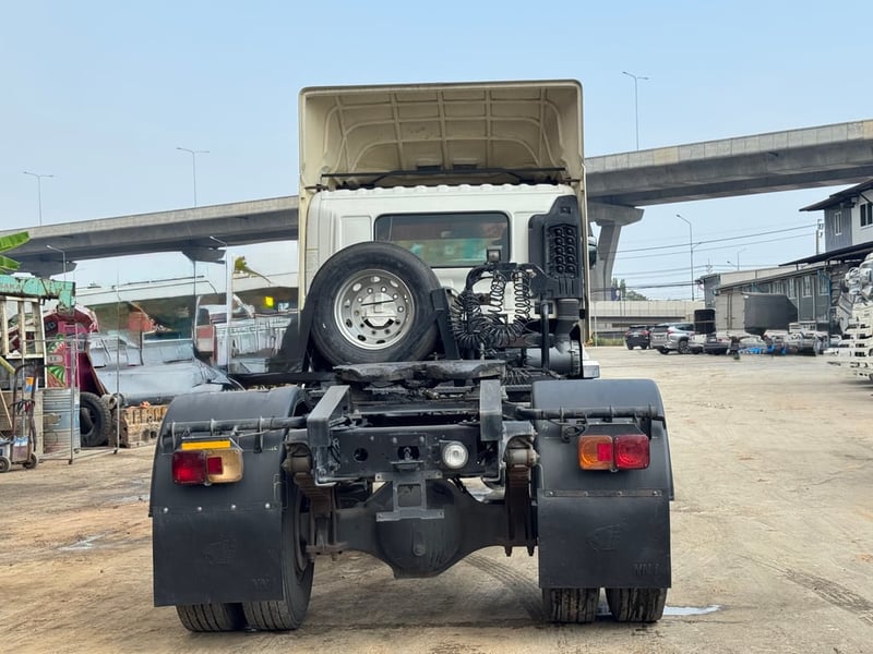 HINO FG 260แรงม้า รถบรรทุก 6ล้อ หัวลาก เฉพาะหัว ปี2018