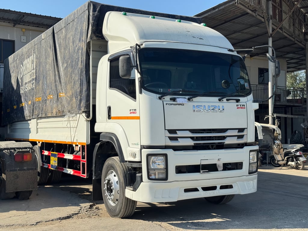 ISUZU FTR 240แรงม้า รถบรรทุก 10ล้อ กระบะคอกสูง ปี2022