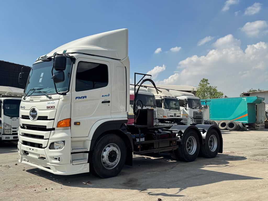 HINO FM 344แรงม้า รถบรรทุก 10ล้อ หัวลาก เฉพาะหัว ปี2022