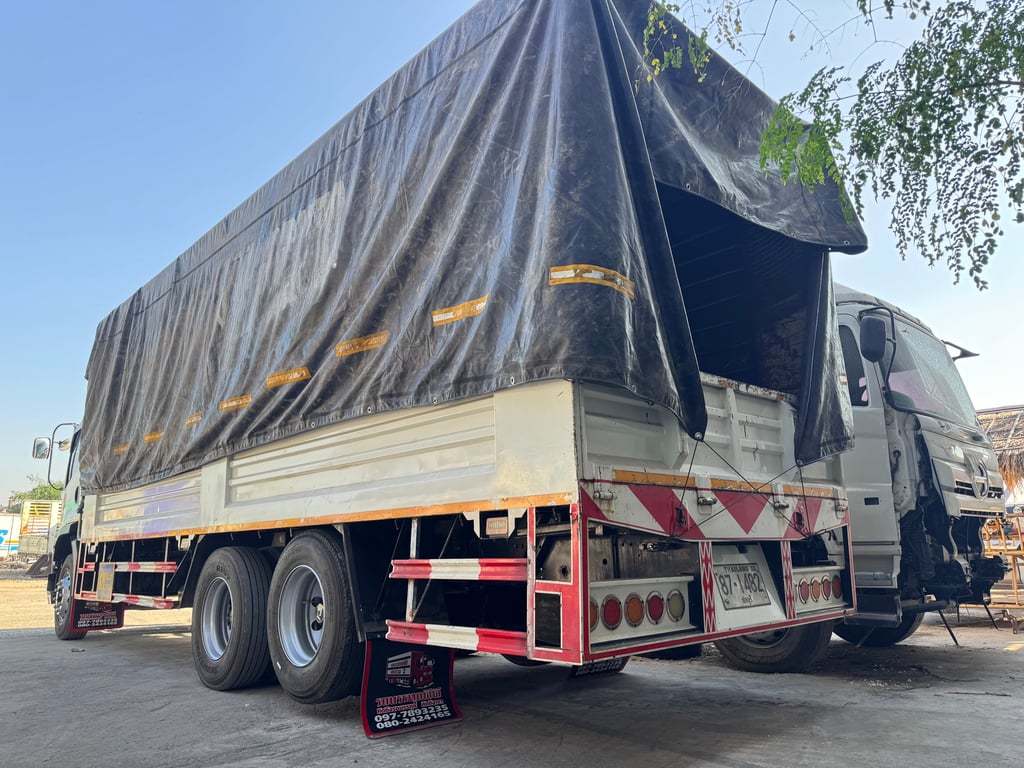 ISUZU FTR 240แรงม้า รถบรรทุก 10ล้อ กระบะคอกสูง ปี2022