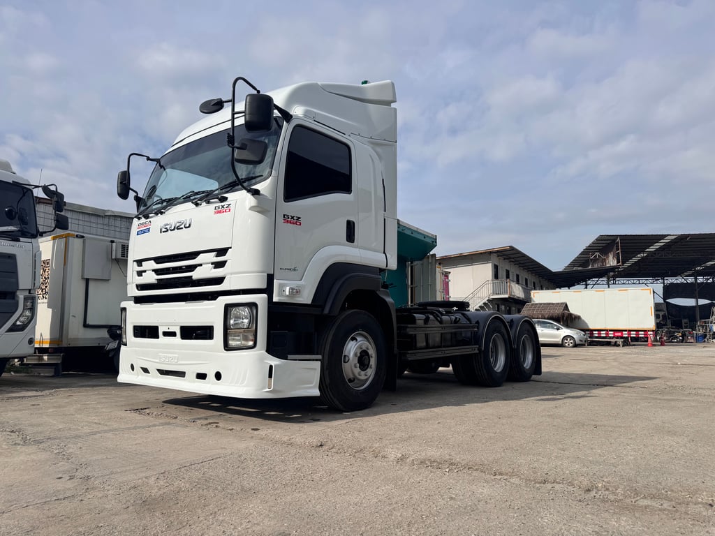ISUZU GXZ 360แรงม้า รถบรรทุก หัวลาก 10ล้อ หัวลาก เฉพาะหัว ปี2015 ISUZU GXZ 360แรงม้า รถบรรทุก หัวลาก 10ล้อ หัวลาก เฉพาะหัว ปี2015