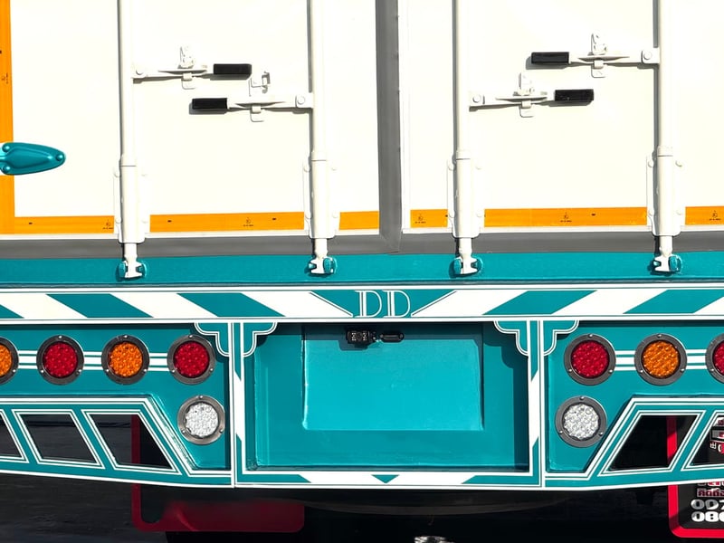 HINO FL 212แรงม้า รถบรรทุก 10ล้อ ตู้แห้ง ปี2010