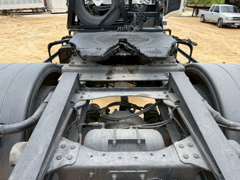 HINO FG 260แรงม้า รถบรรทุก 6ล้อ หัวลาก เฉพาะหัว ปี2022