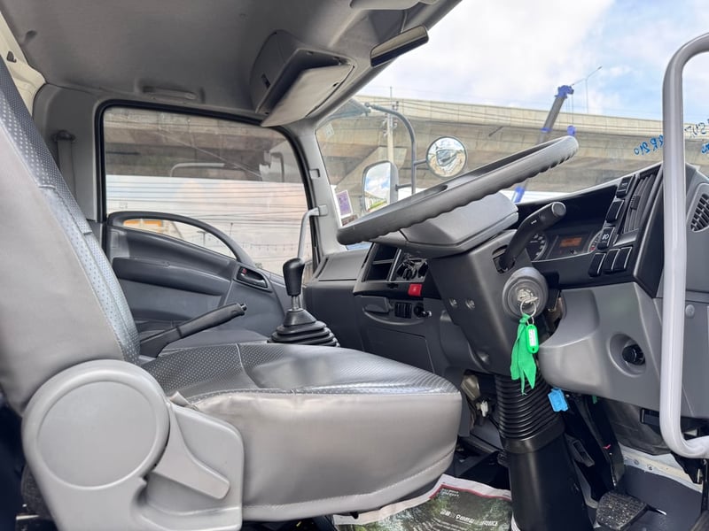 ISUZU FRR 210แรงม้า รถบรรทุก 6ล้อ ตู้แห้ง ปี2022